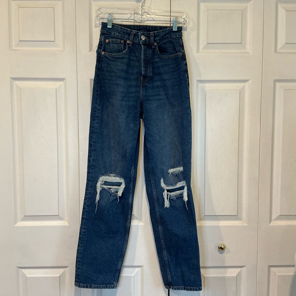🐸 Divided Blue Distressed Denim Button Fly Jeans - Size 2